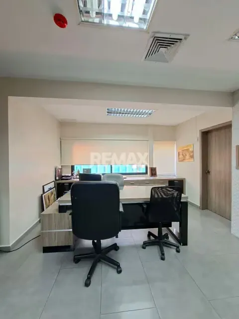 EN VENTA EDIFICIO COMERCIAL EN PORLAMAR - 7