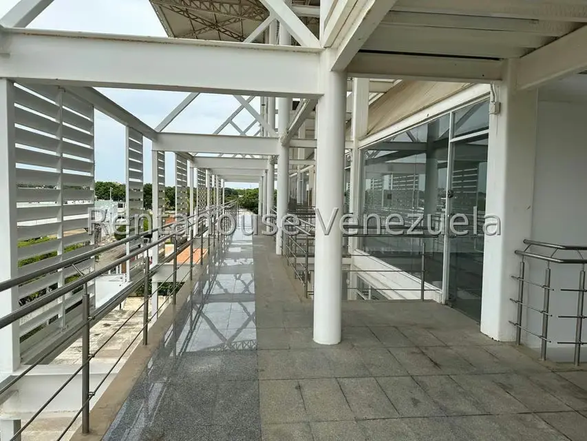 Comercial (Oficina) en Alquiler en Zapara, Zulia - 18