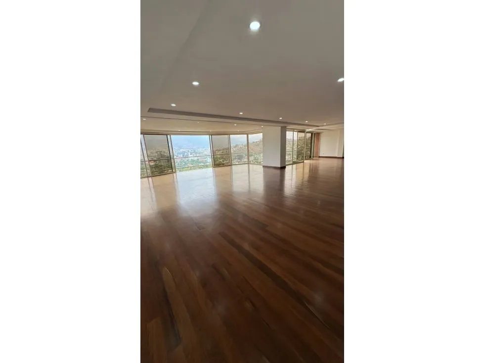 Espectacular apt en Valla Arriba - 10