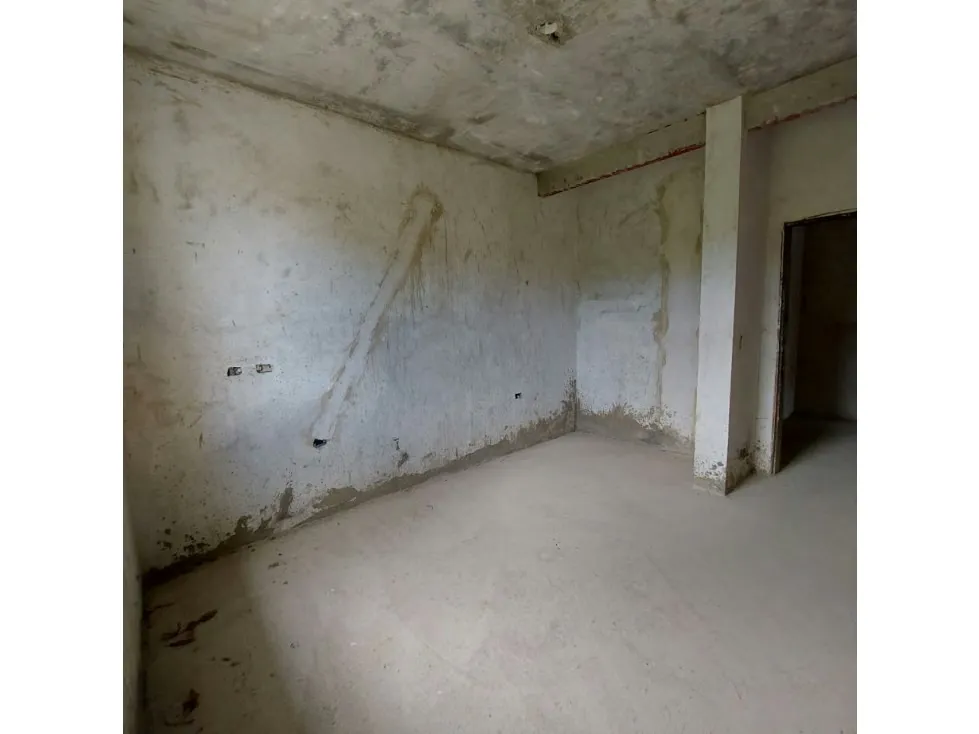 Casa Bifamiliar en Venta en Loma Linda 8H/ 10B/ 10P /1M - 15