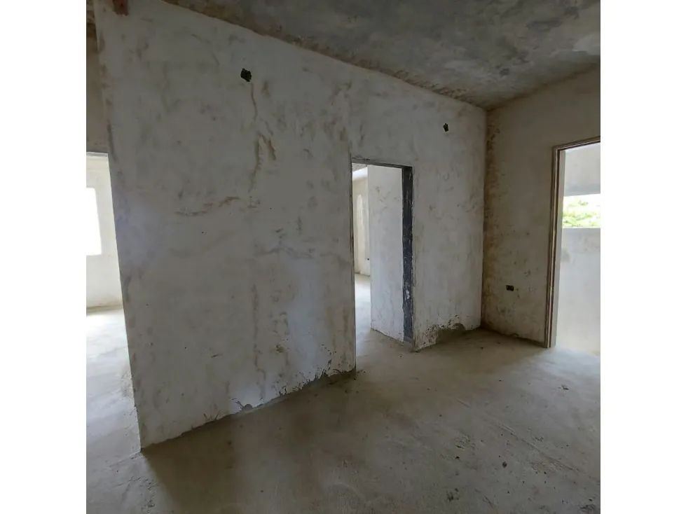 Casa Bifamiliar en Venta en Loma Linda 8H/ 10B/ 10P /1M - 7