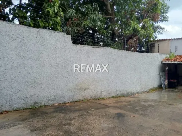 Local Comercial Con Galpón En Venta Avenida Principal Fernando Figueredo - 4