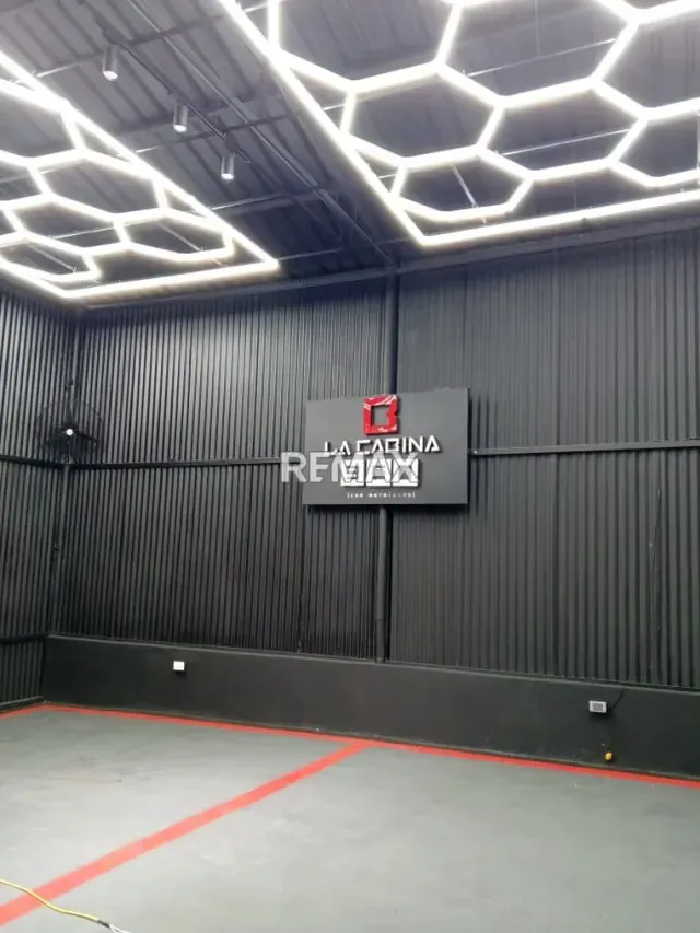 Local Comercial Con Galpón En Venta Avenida Principal Fernando Figueredo - 5