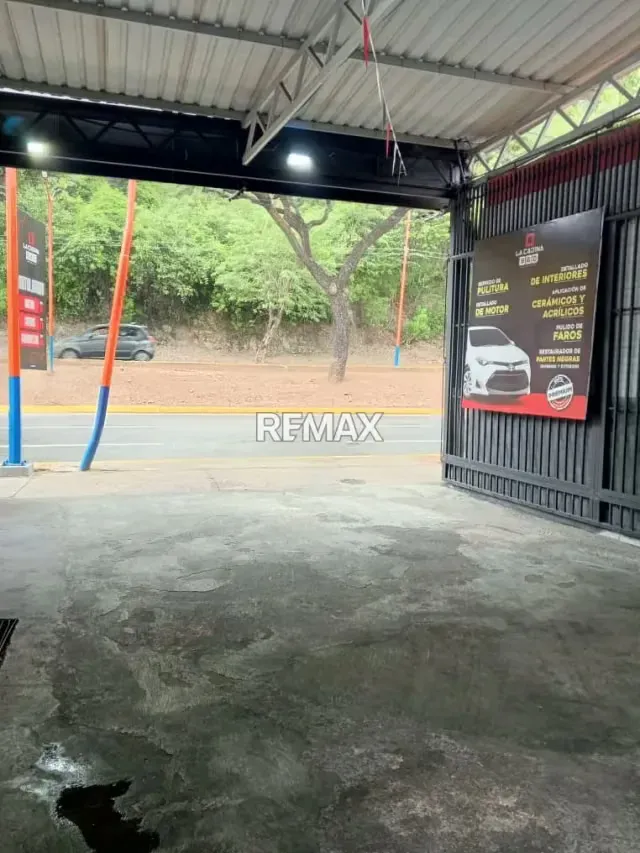 Local Comercial Con Galpón En Venta Avenida Principal Fernando Figueredo - 7