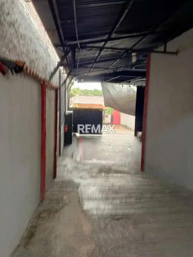 Local Comercial Con Galpón En Venta Avenida Principal Fernando Figueredo - 8
