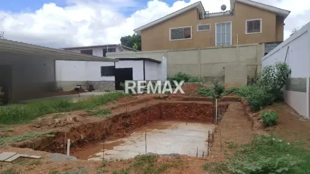 En Venta Amplia Propiedad Residencial o Comercial – Zona Oeste (Calle 62) - 5