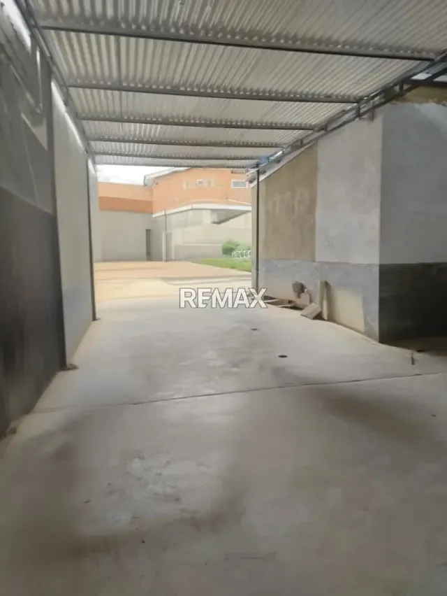En Venta Amplia Propiedad Residencial o Comercial – Zona Oeste (Calle 62) - 6
