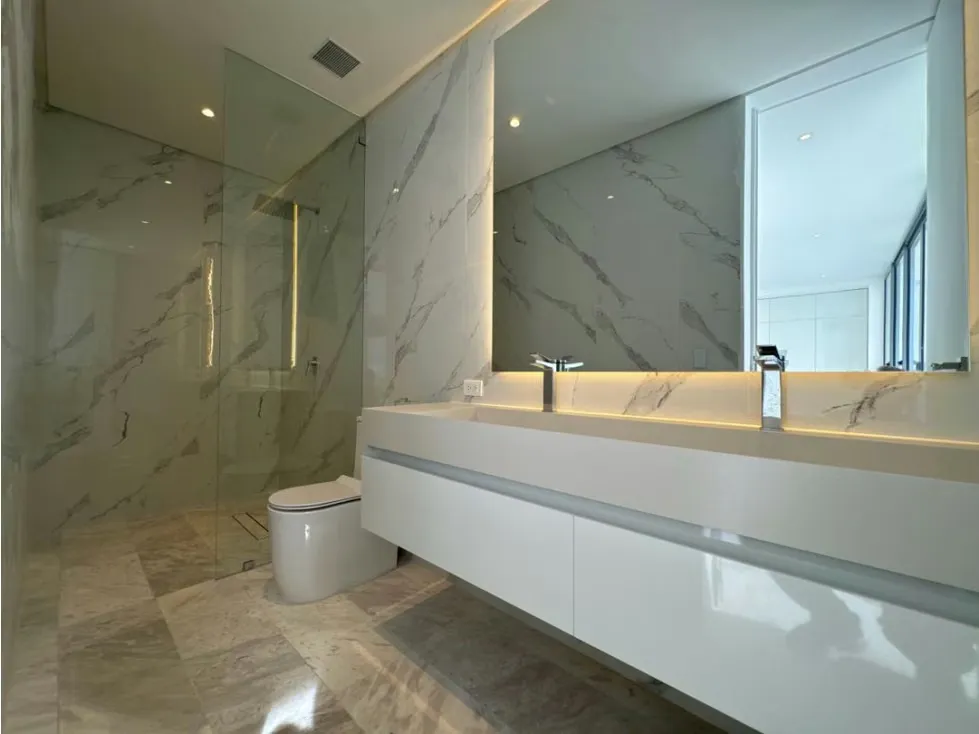 VENDO QUINTA 1.680m2 construcción 970m2 área verde LA LAGUNITA - 15
