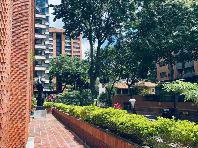 Alquilo apartamento 69m2 El Rosal 7181
