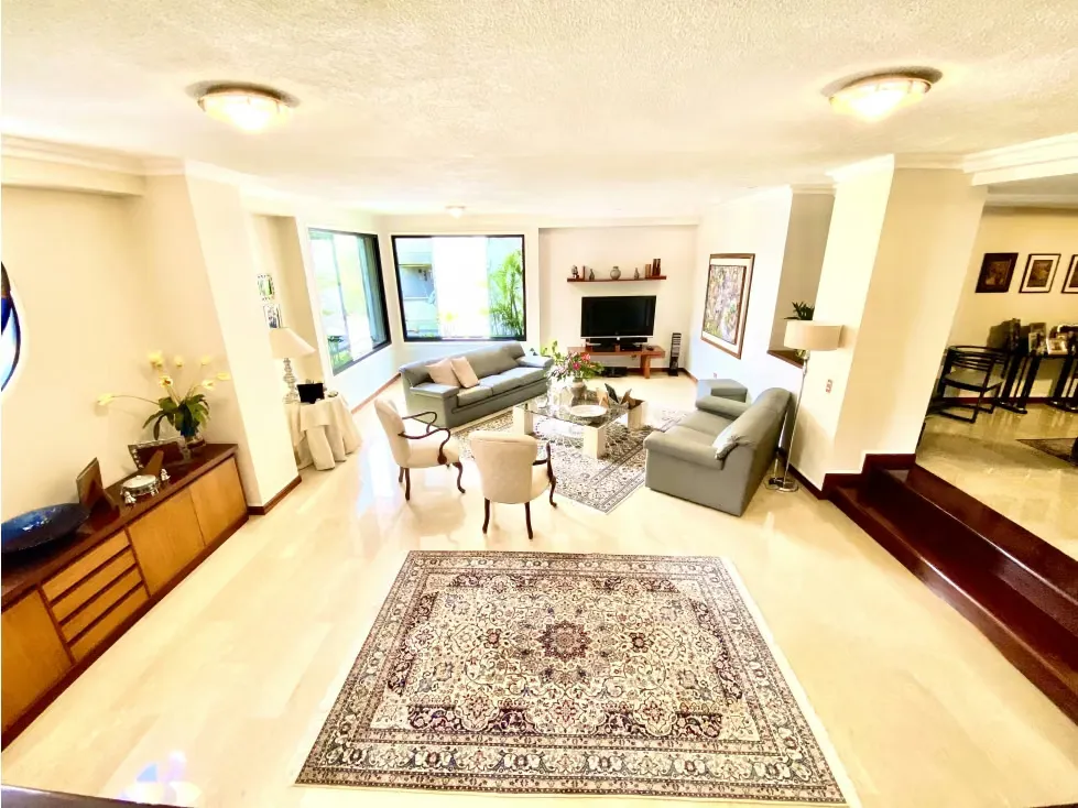 APARTAMENTO URBANIZACION MIRANDA 300 M2, 4 HAB, 5 BAÑOS 6 P/E - 3