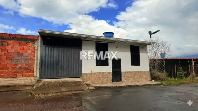 En VENTA Apartamento Tipo Estudio. Propiedad Horizontal La Concordia. Sector La Castra