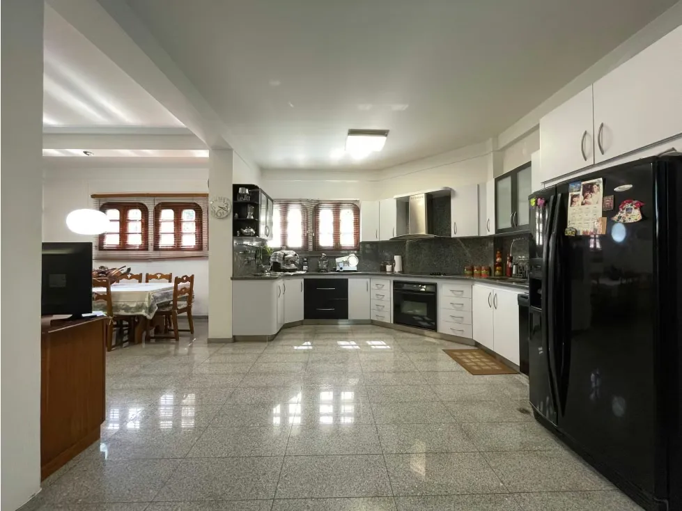 Se vende casa 1000m² 5h+s/3b+s/4e Los Naranjos del Cafetal - 20