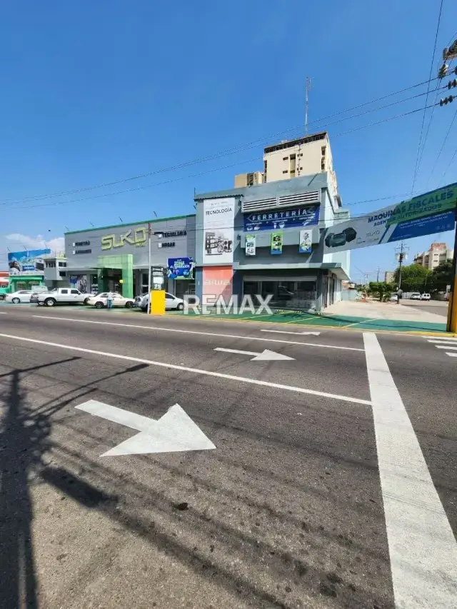 VENDE Local Comercial, SUKO, calle 78, Dr. Portillo