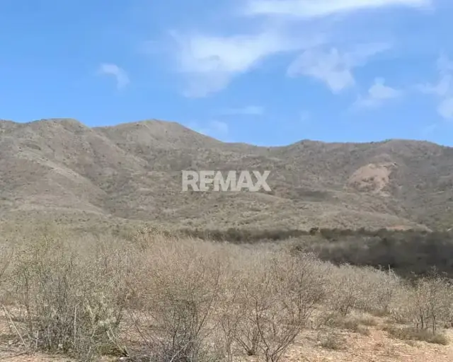 TU REFUGIO NATURAL EN EL CORAZON DE MARGARITA: TERRENO DE 2.1 HECTAREAS CON VISTA DE ENSUEÑO EN LAS BARRANCAS, SAN JUAN