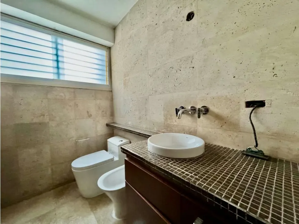 Se vende edificio 1.650m2 Las Mercedes - 12
