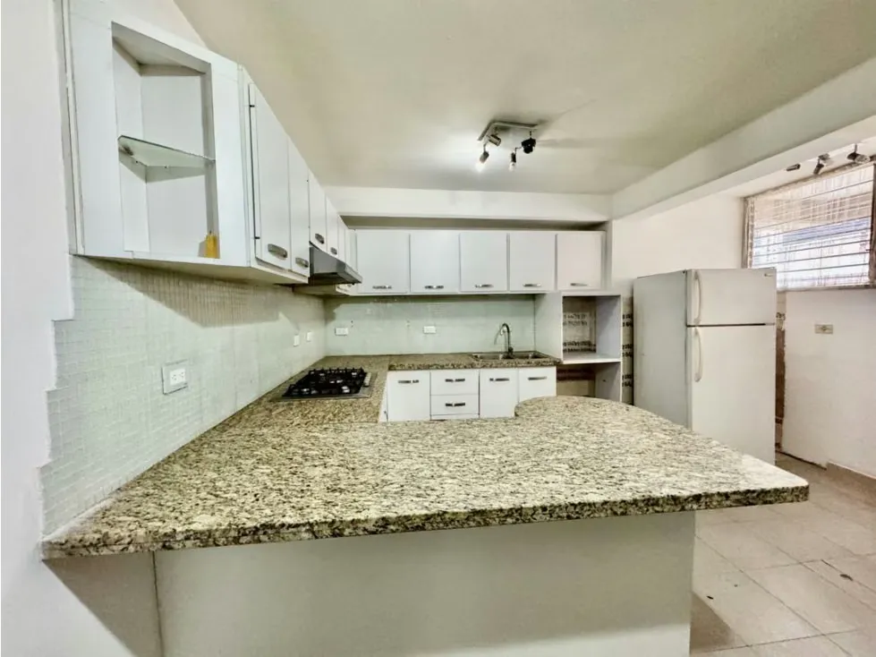 Se vende edificio 1.650m2 Las Mercedes - 5