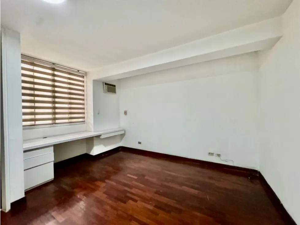 Se vende edificio 1.650m2 Las Mercedes - 10