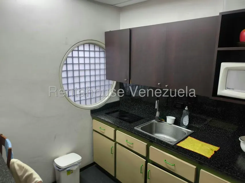 Oficina en Alquiler en Sabana Grande, Distrito Metropolitano - 16