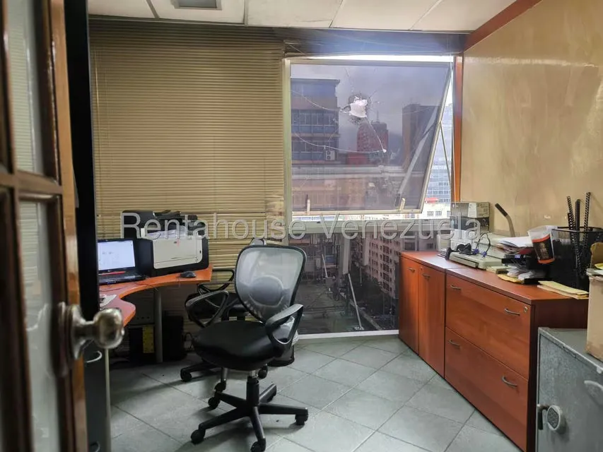 Oficina en Alquiler en Sabana Grande, Distrito Metropolitano - 33