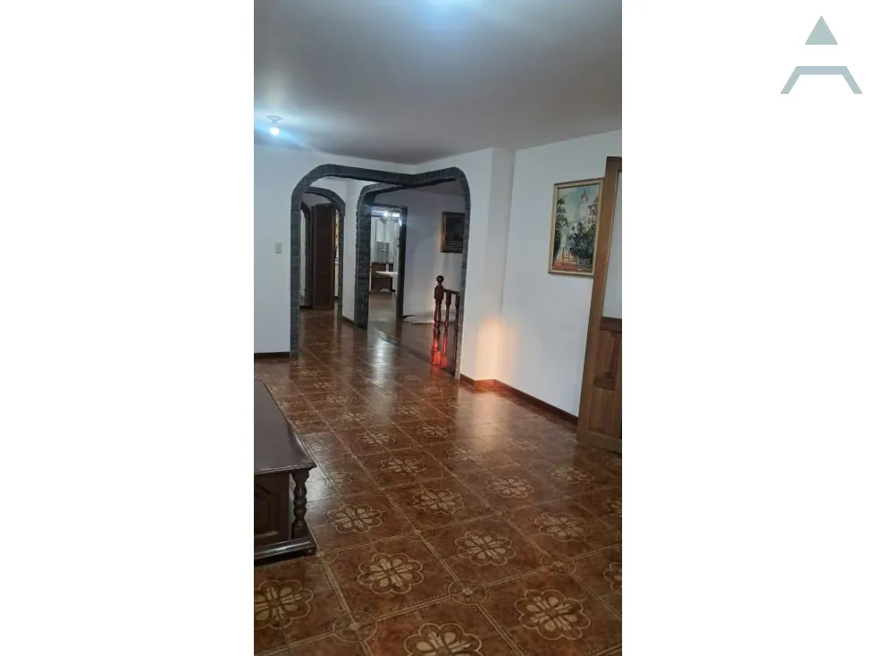 Se vende casa 360m² 4h/3.5b/5p Los Naranjos - 22