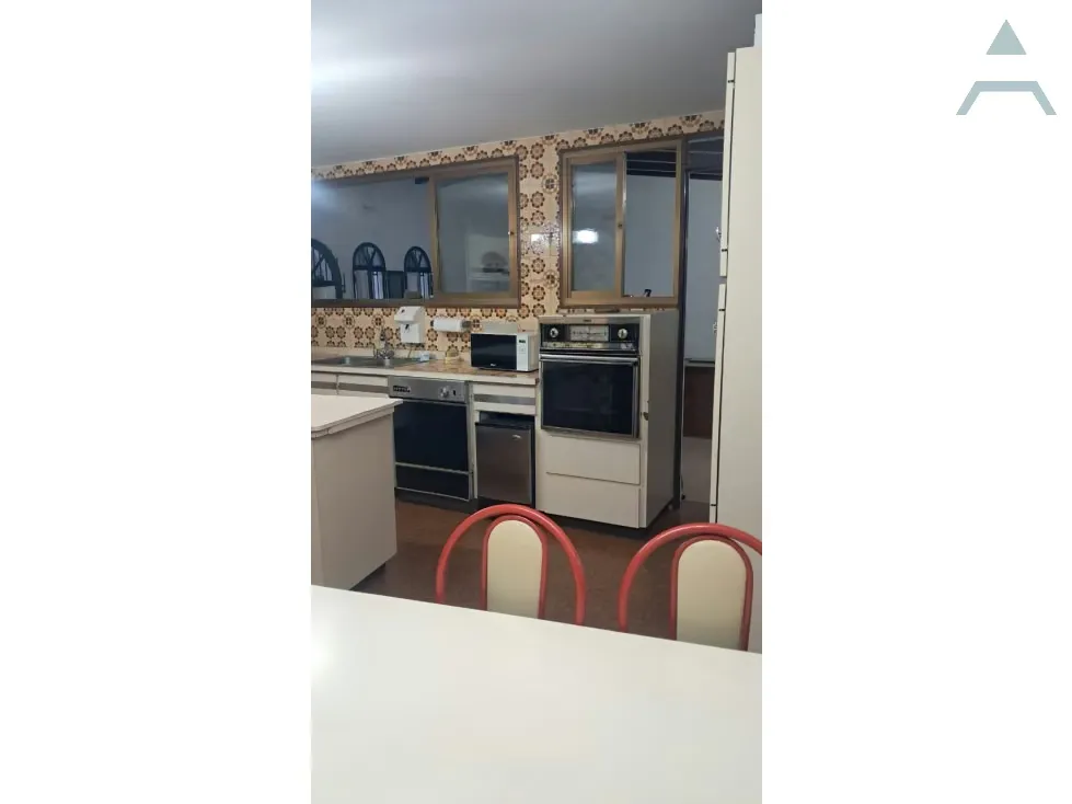 Se vende casa 360m² 4h/3.5b/5p Los Naranjos - 10