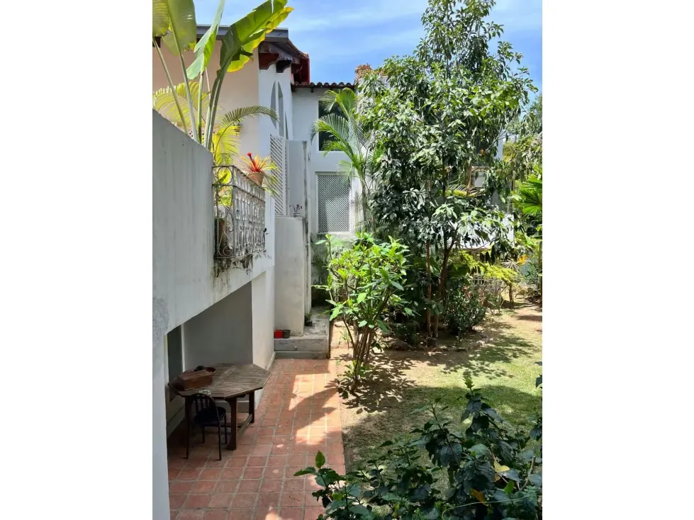 Palos Grandes/casa/venta/1000mter/600mcons/5hab/7baños/estudio/jardin - 14