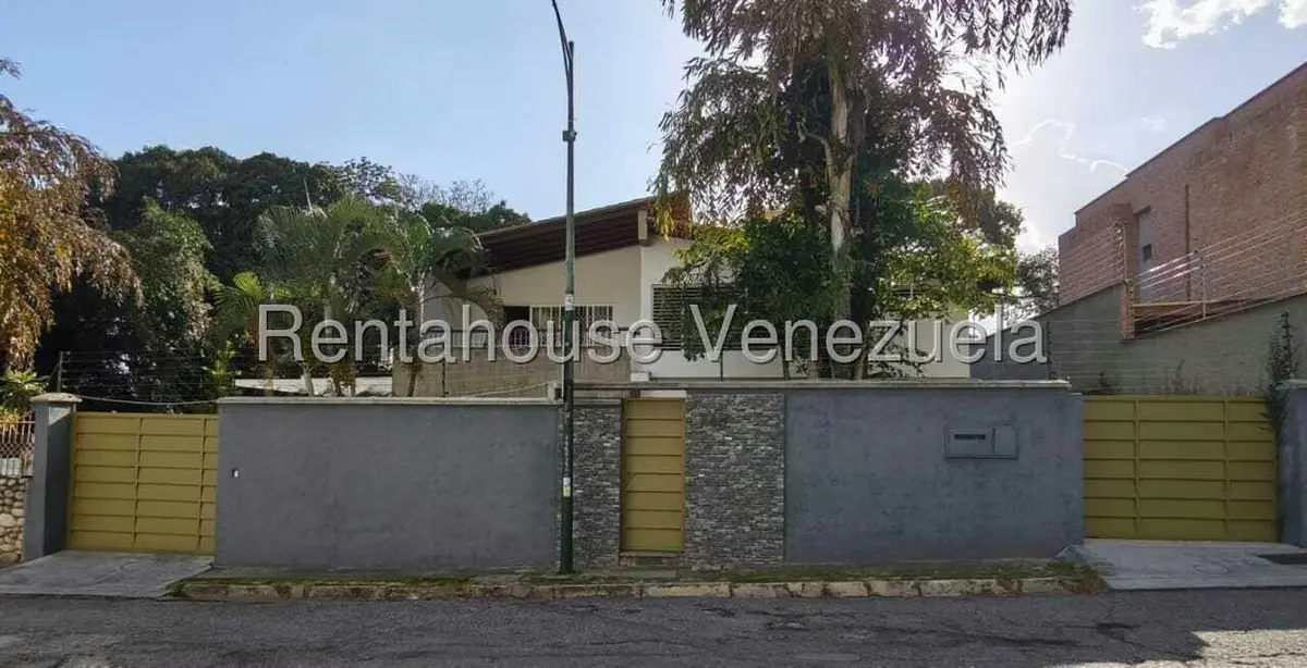 Casa (Duplex) en Venta en El Marques, Distrito Metropolitano - 2