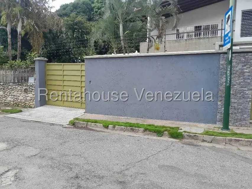 Casa (Duplex) en Venta en El Marques, Distrito Metropolitano - 3