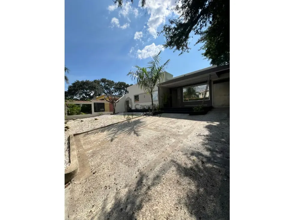 Venta de casa residencial con potencial comercial@urb. Los Colorados - 5