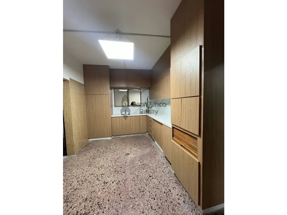 Venta de casa residencial con potencial comercial@urb. Los Colorados - 9
