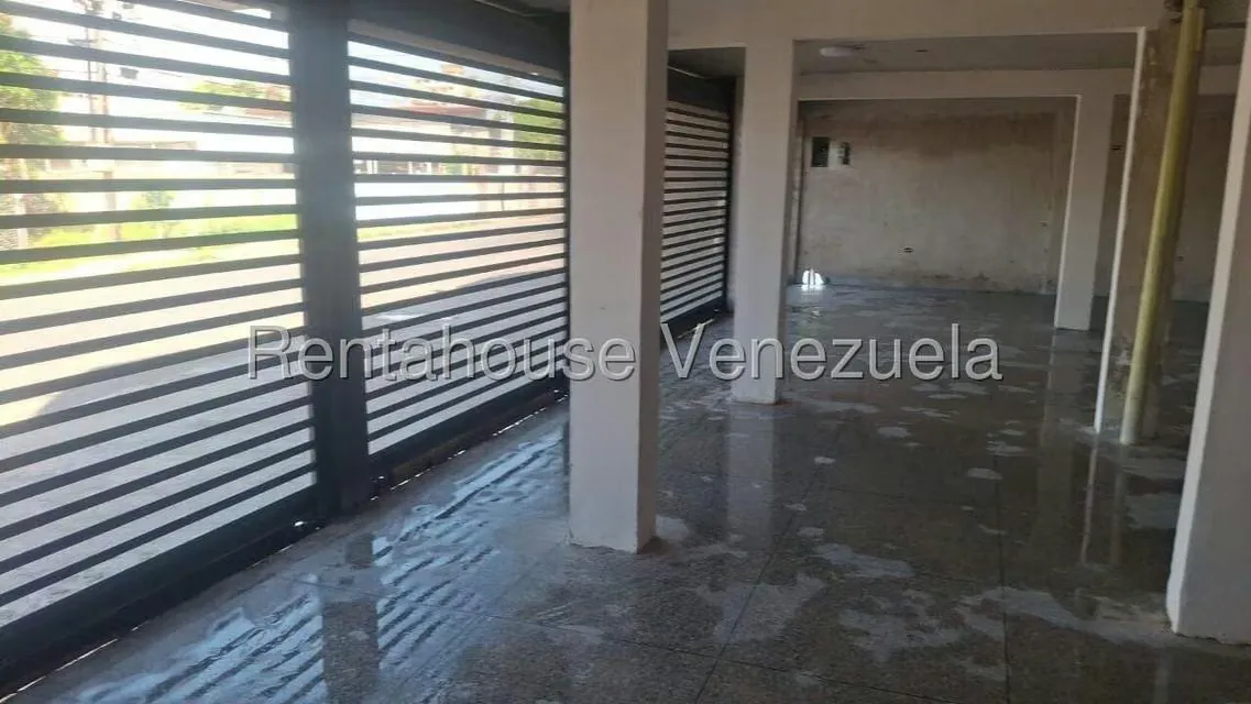 Local Comercial en Alquiler en Centro, Zulia - 2