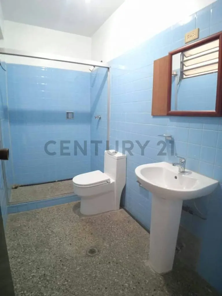 En Venta Local en Zona Comercial en Centro de Barquisimeto - 7