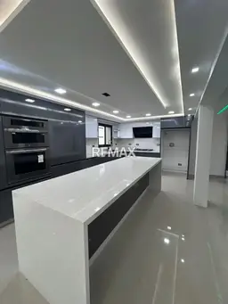 View 8