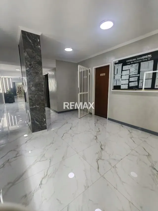 Apartamento en venta Av. Bermúdez - 3