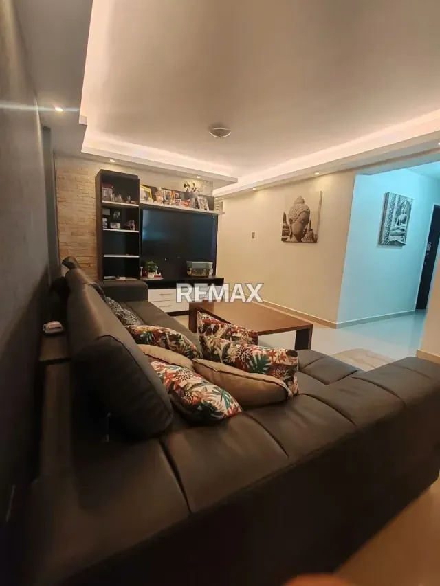 Apartamento en venta Av. Bermúdez - 4