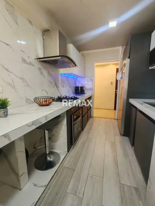 Apartamento en venta Av. Bermúdez - 8
