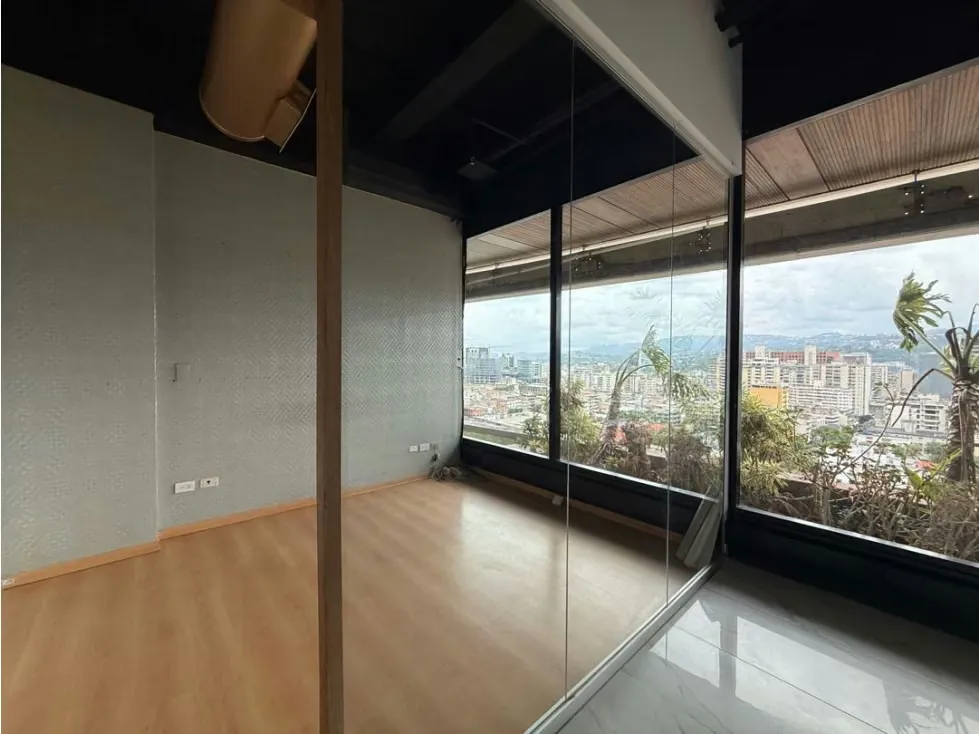 Se alquila oficina 70m2 Chacao - 7