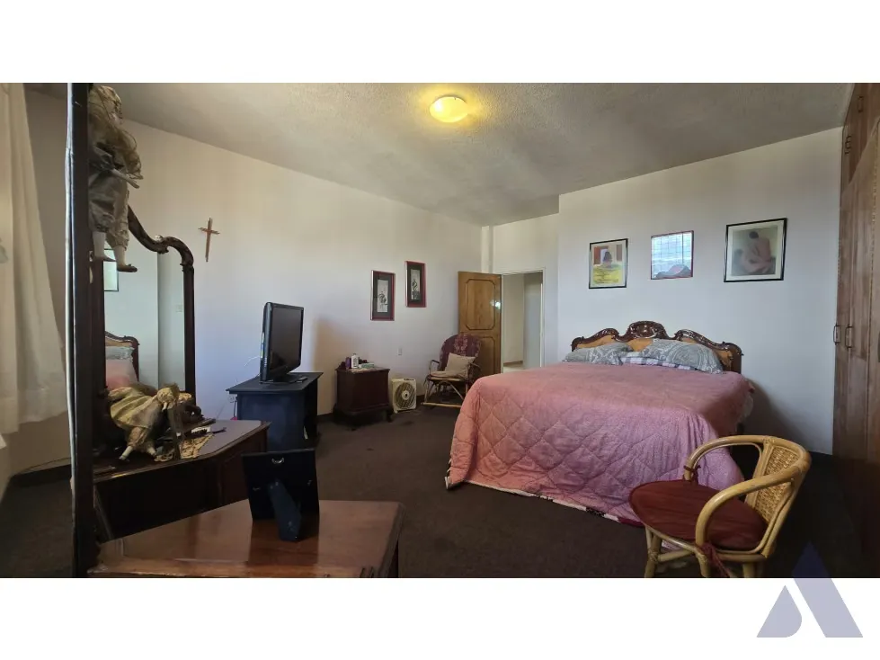 Vendo casa 950m2 El Marques 0757 - 14