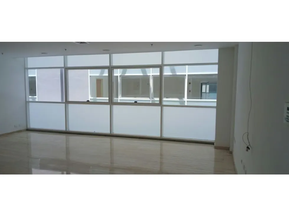 Se ALQUILAN 7 Oficinas en C.C.P Cerro Verde - 11