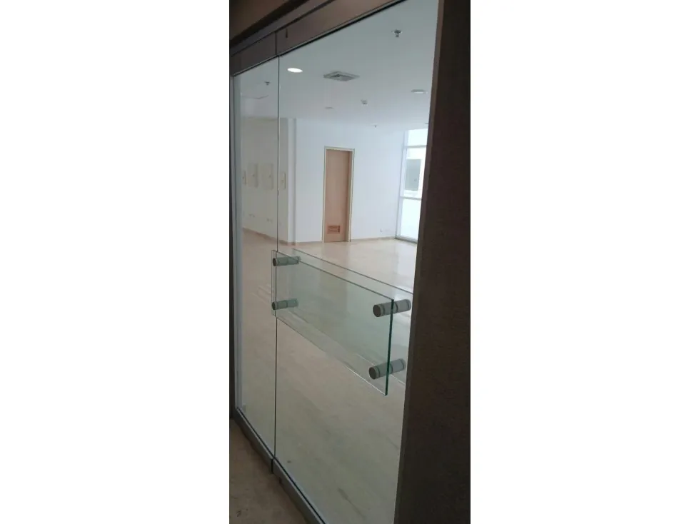 Se ALQUILAN 7 Oficinas en C.C.P Cerro Verde - 12
