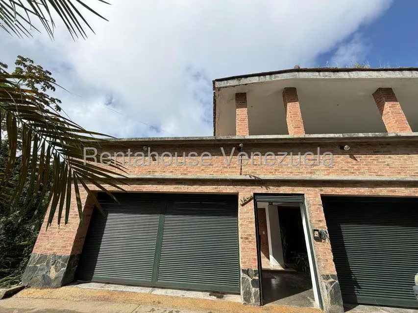 Casa (Duplex) en Venta en Villa Nueva Hatillo, Distrito Metropolitano