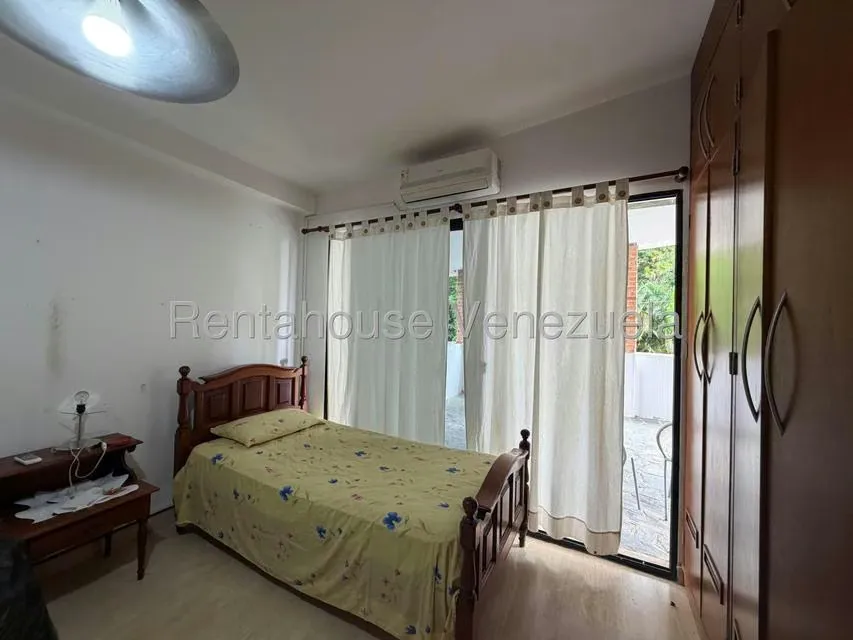 Casa (Duplex) en Venta en Villa Nueva Hatillo, Distrito Metropolitano - 13