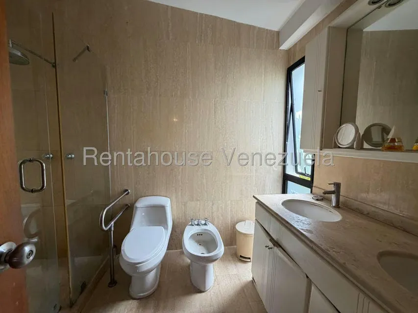 Casa (Duplex) en Venta en Villa Nueva Hatillo, Distrito Metropolitano - 18