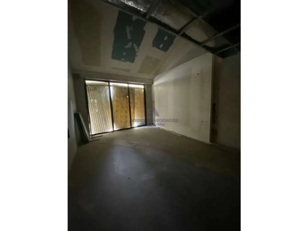 Vendo casa 1250m2 4h+s/4.5b+s/15p Cerro Verde 3655 - 23