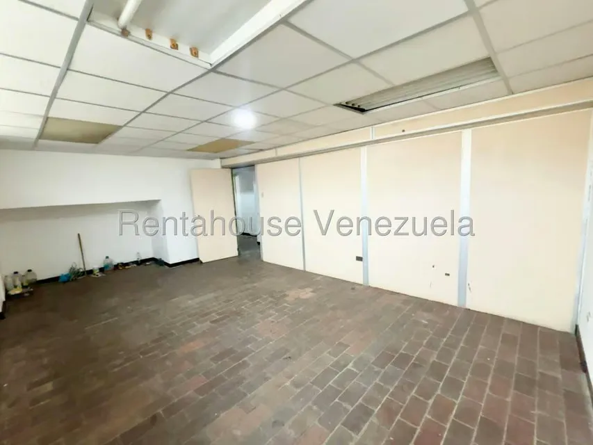 Local Comercial en Alquiler en Centro, Lara - 12