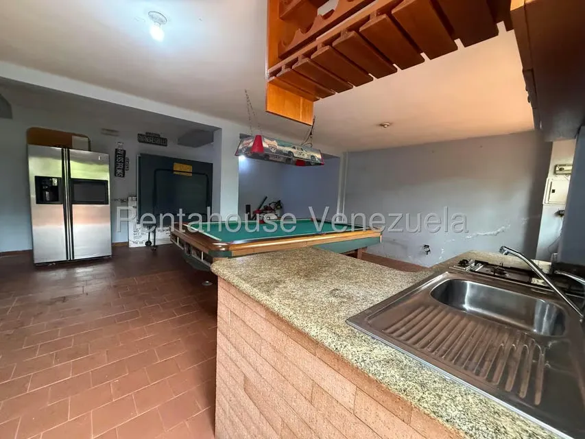 Casa (Multipes Niveles) en Venta en San Antonio, Miranda - 23