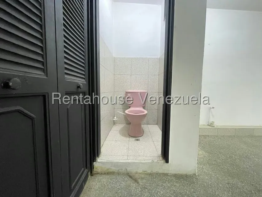 Local Comercial en Alquiler en El Trigal, Lara - 11