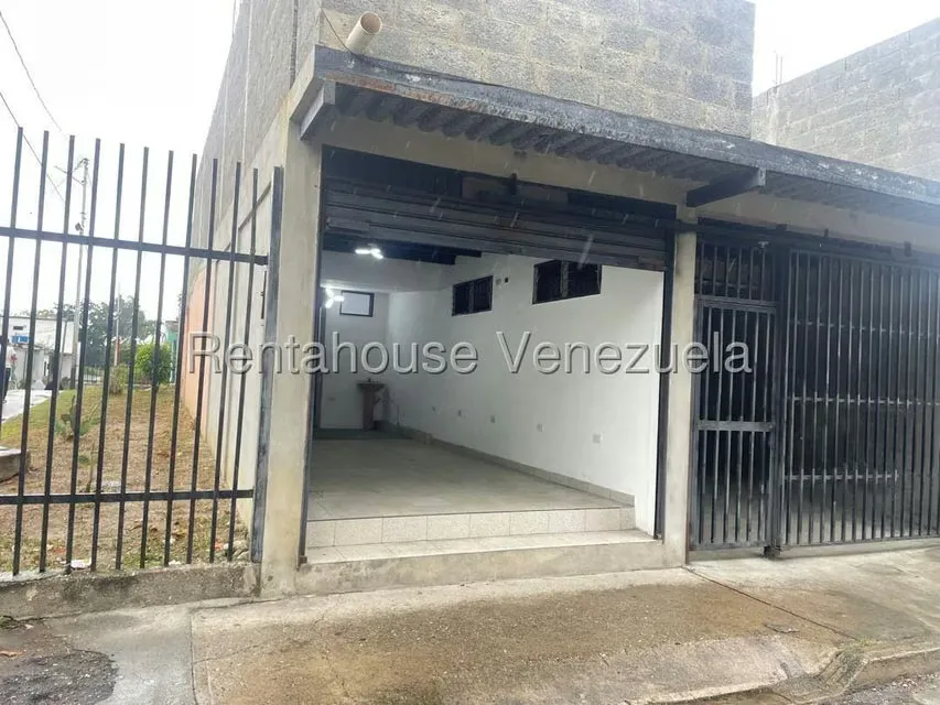 Local Comercial en Alquiler en El Trigal, Lara - 17