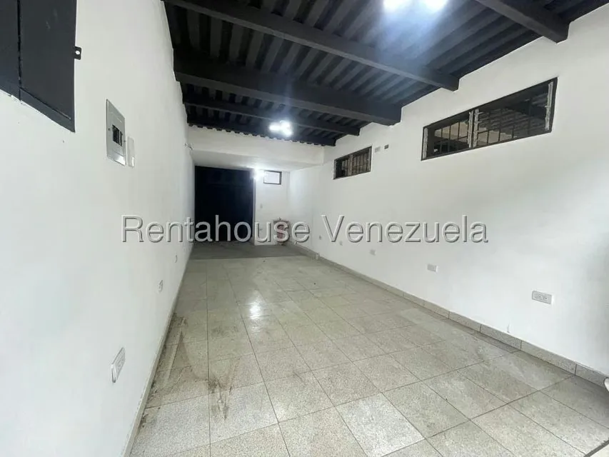 Local Comercial en Alquiler en El Trigal, Lara - 2