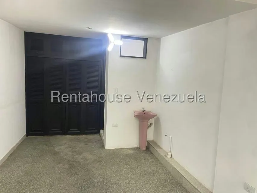 Local Comercial en Alquiler en El Trigal, Lara - 6